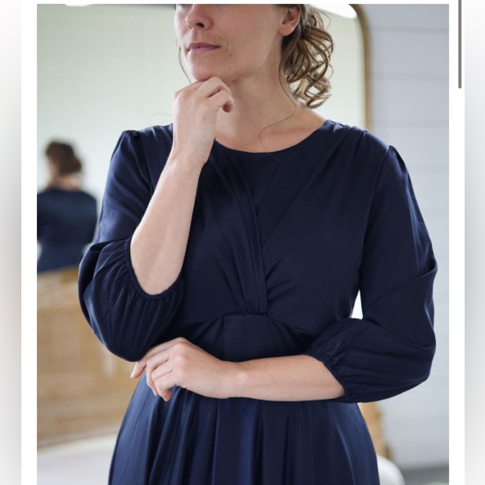 Dainty Jewells Essence of Elegance Dress - Picture 4 of 5